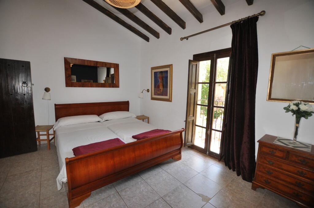 Bed and breakfast room